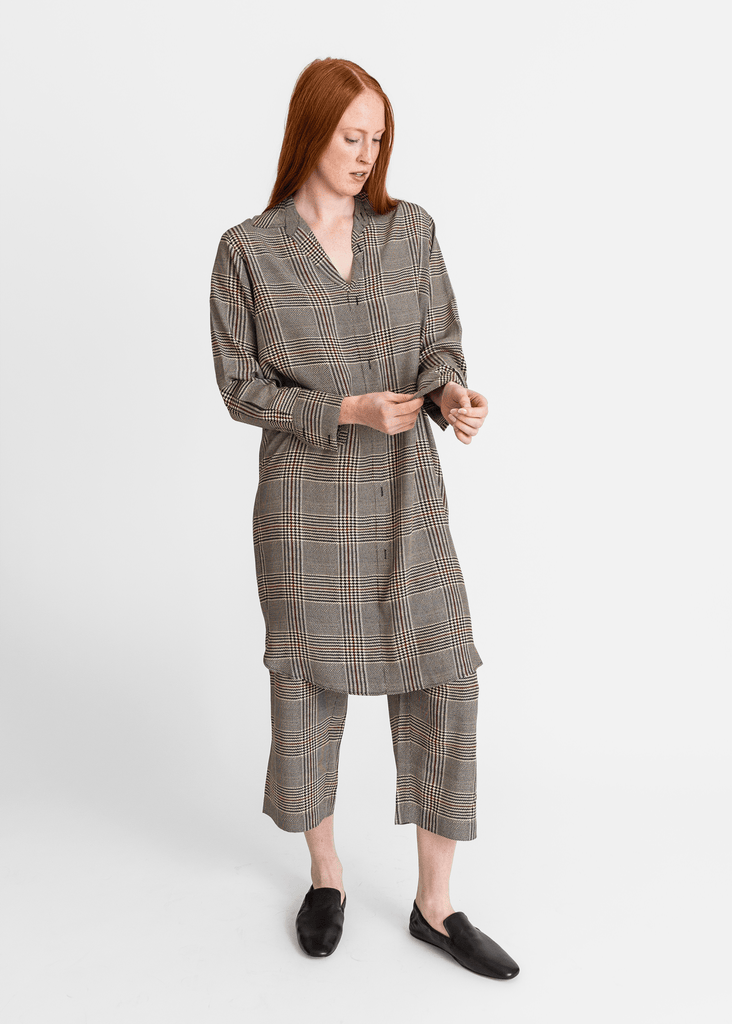 6397_Printed Flattened Shirt Dress in Houndstooth_Dresses_XS - Finefolk