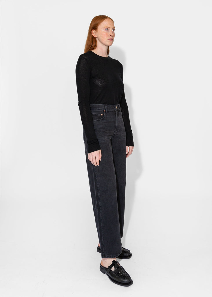 B - Sides_Elissa High Wide in Stil Black_denim_24 - Finefolk