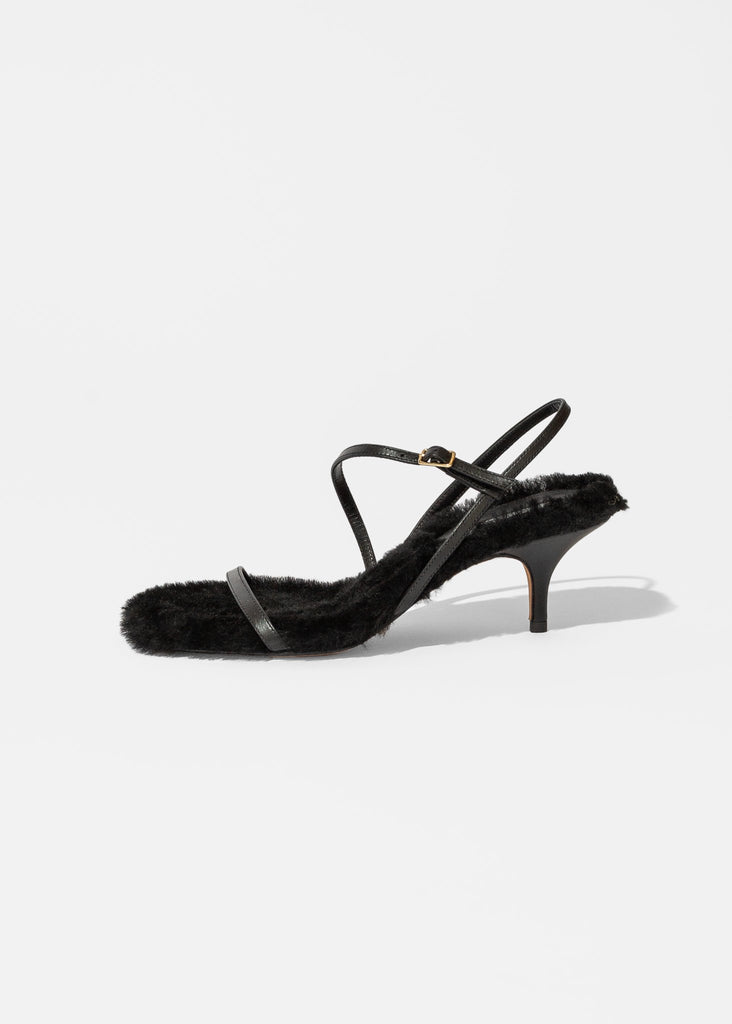 Emme Parsons_Hugo in Black_Shoes_36 - Finefolk