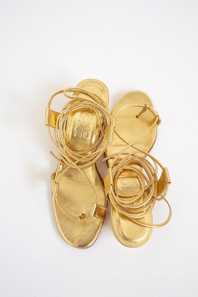 Martiniano_Pavone in Gold_Shoes_35 - Finefolk