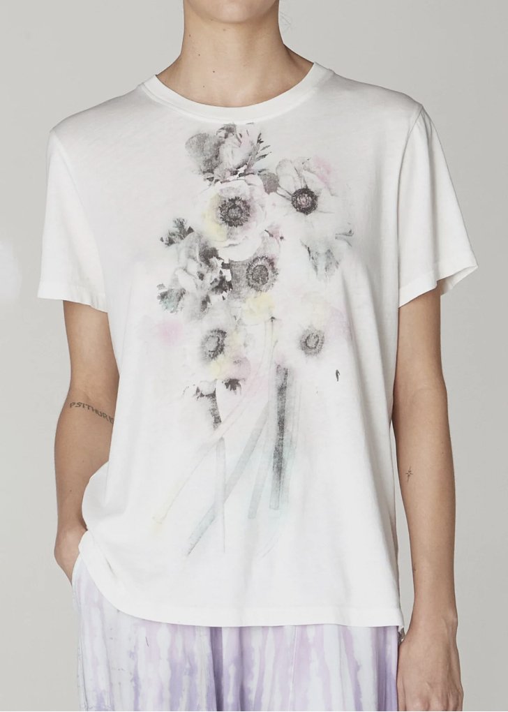 Raquel Allegra_Betty Tee in White Flower_T-Shirts_00 - Finefolk